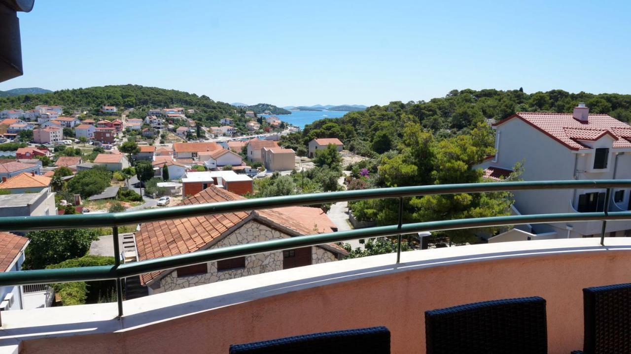 Villa Dvorine Tisno Exterior photo